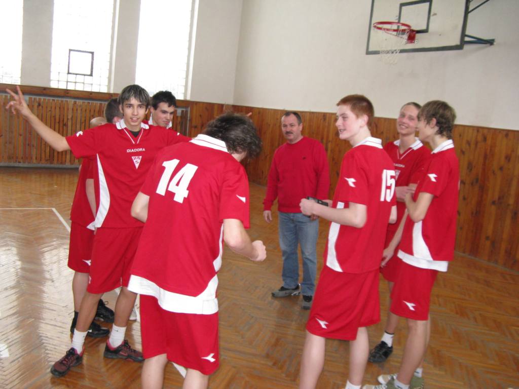 Fotogaléria Majstrovstvá okresu v basketbale - chlapci (12) Majstrovstvá okresu v basketbale - chlapci