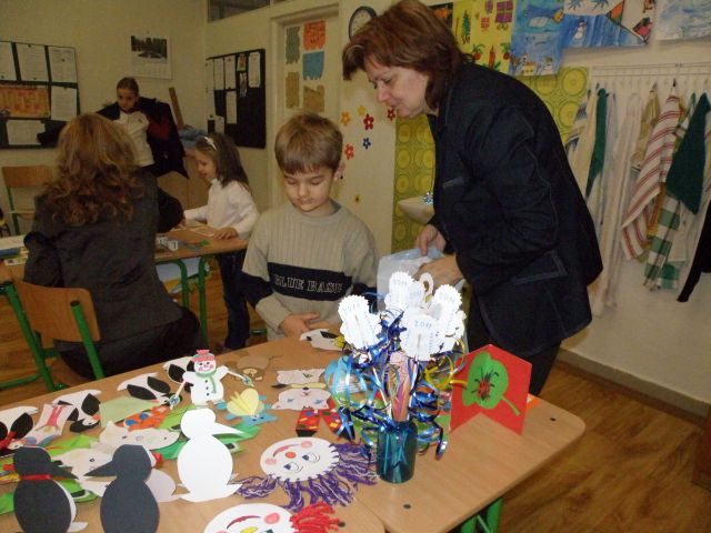 Fotogaléria Zápis detí do 1. ročníka 2011 (12) Zápis detí do 1. ročníka 2011
