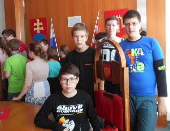 exkurzia na Mestský úrad v Považskej Bystrici exkurzia na Mestský úrad v Považskej Bystrici